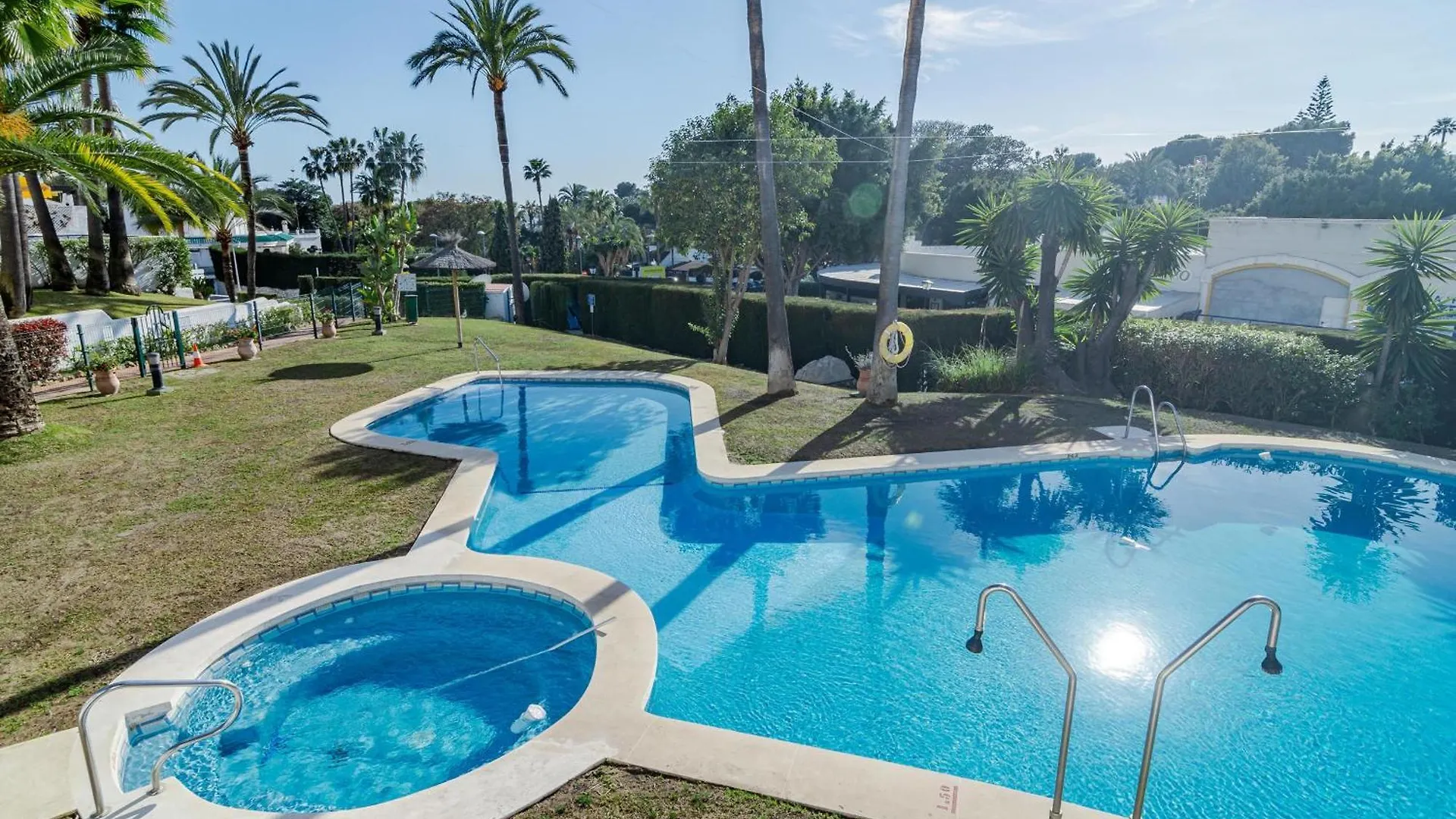 Ab4 - Vacation Home, Marbella By Roomservices Apartment