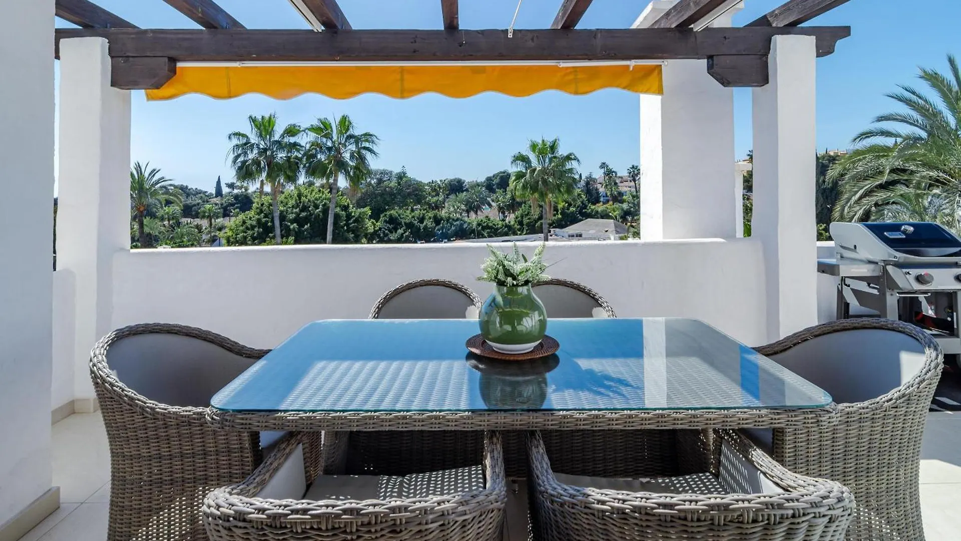 Ab4 - Vacation Home, Marbella By Roomservices Apartment