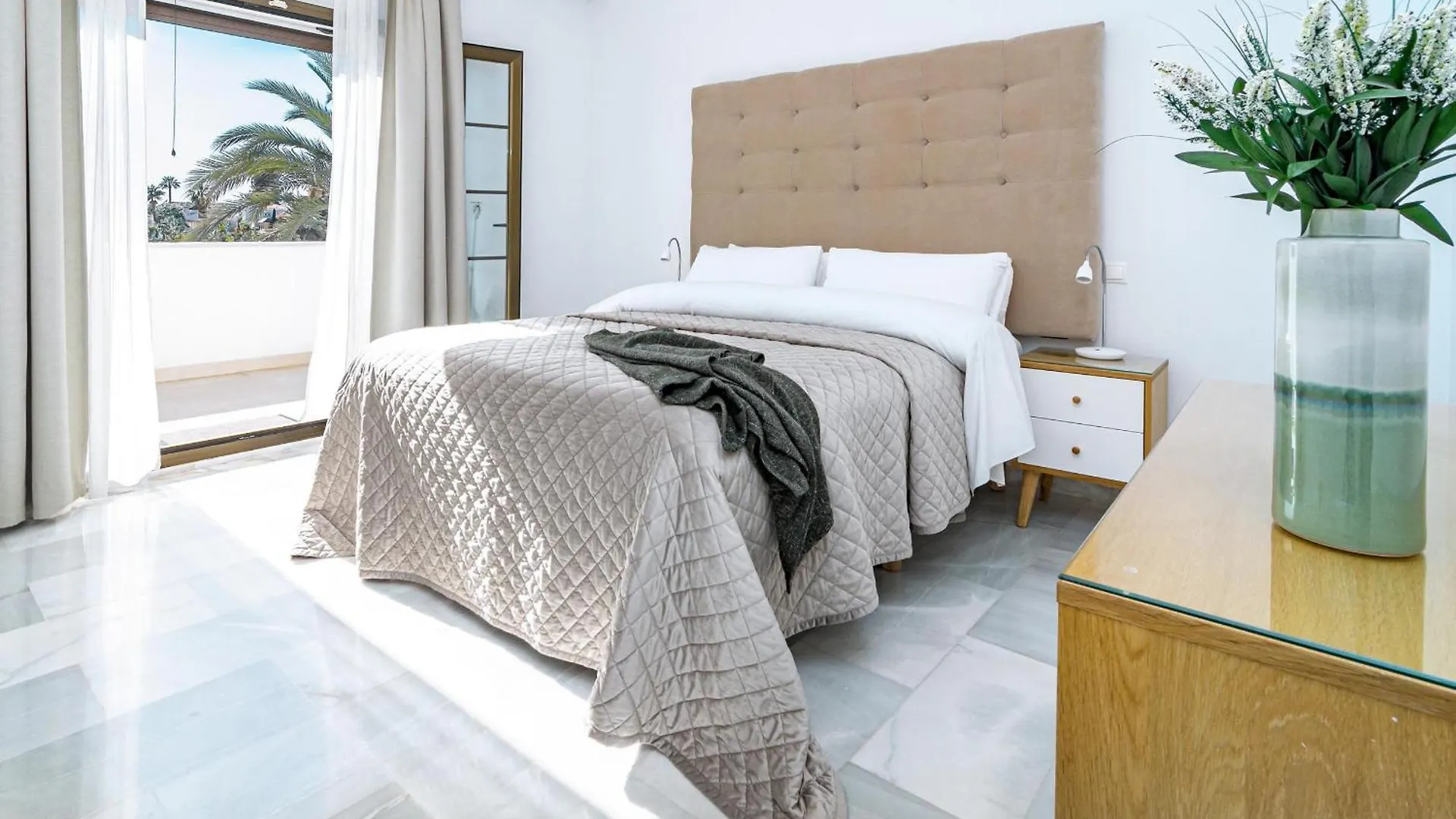 Ab4 - Vacation Home, Marbella By Roomservices Apartment
