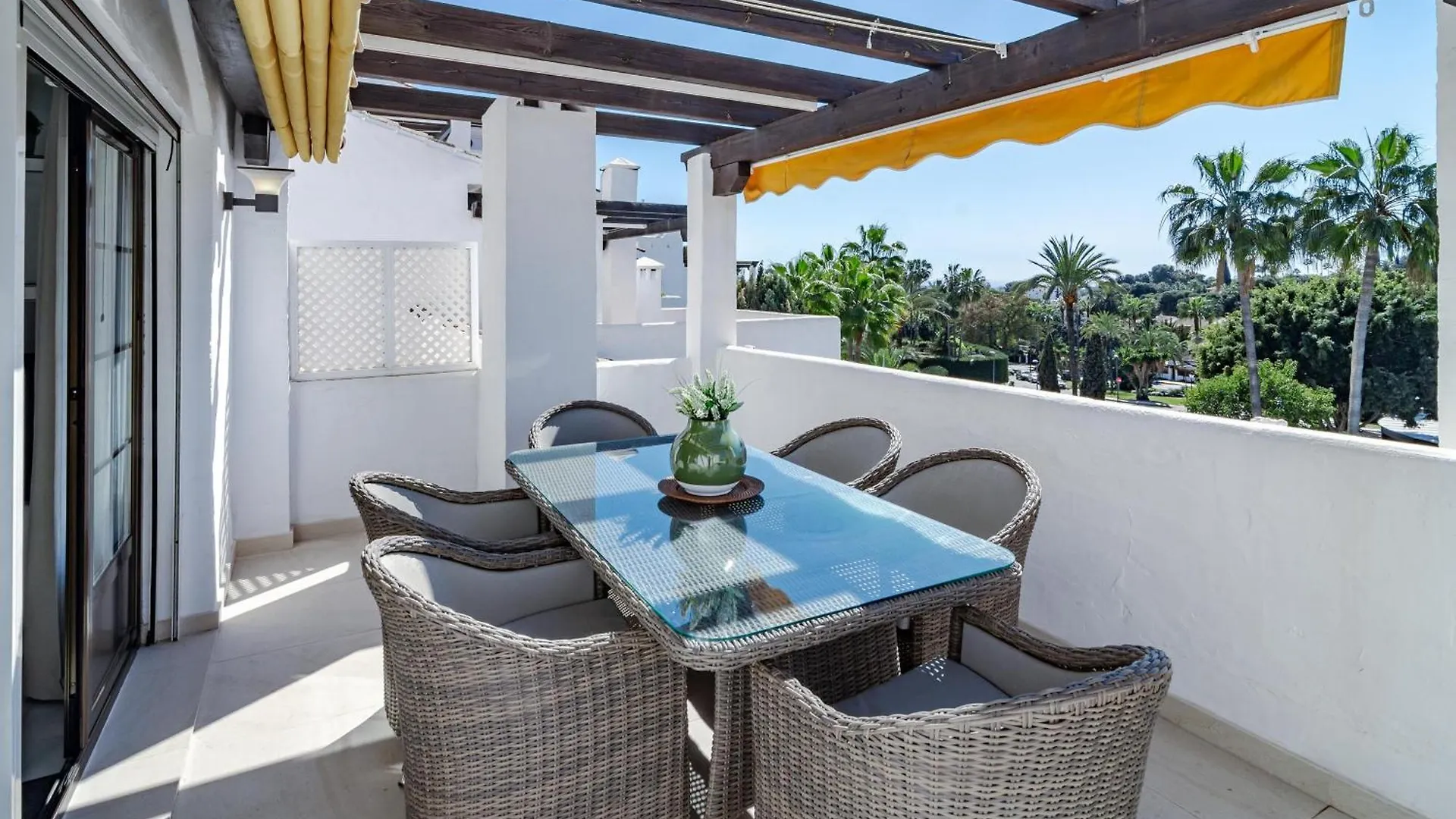 Apartment Ab4 - Vacation Home, Marbella By Roomservices